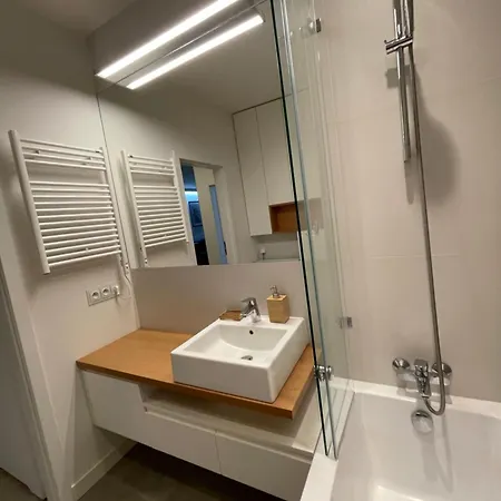 Apartment Gieldowa 4 Business Stock *