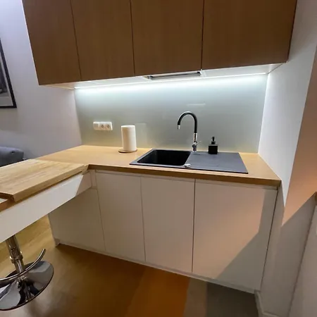 Gieldowa 4 Business Stock Apartment Warschau