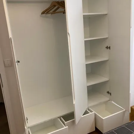 Apartment Gieldowa 4 Business Stock Warschau