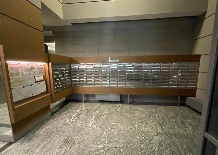 Gieldowa 4 Business Stock Apartment